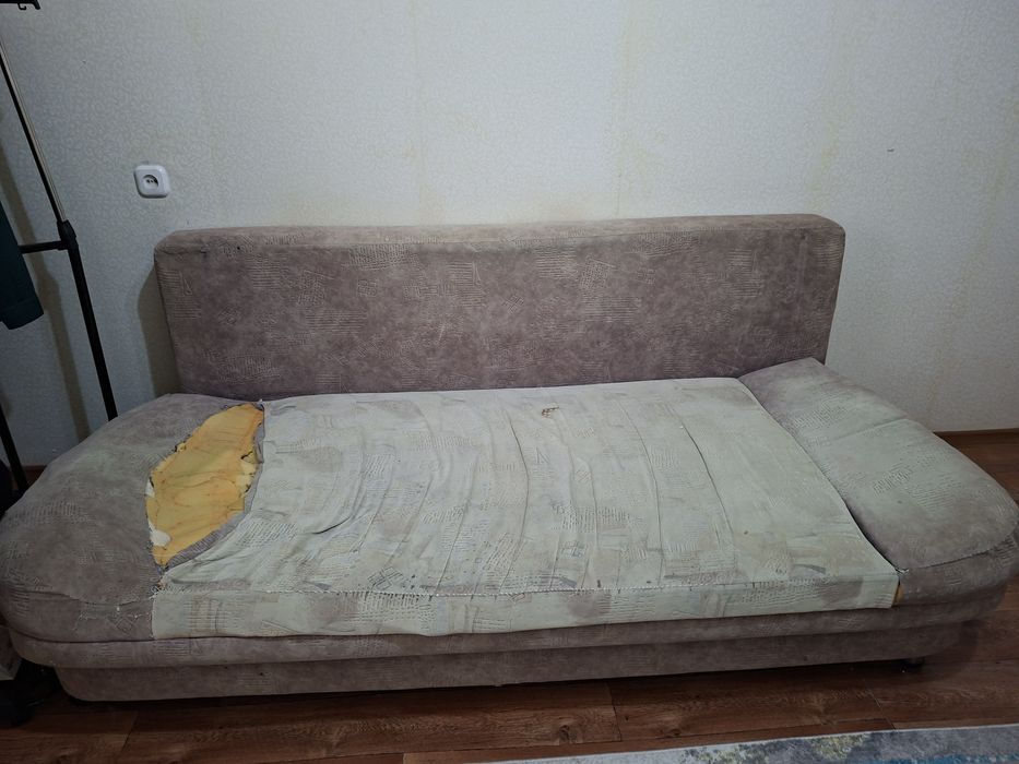 Отдам диван бесплатно