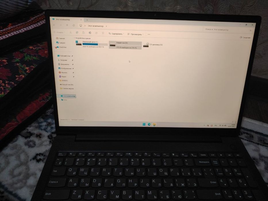 Lenovo v 15 g3
IAP 82TT0032RU
i5-1235U 
8drop 512 GB