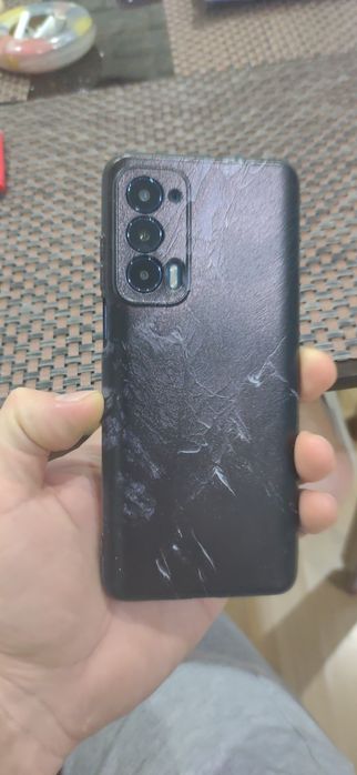 Продам Motorola edge 5g uw