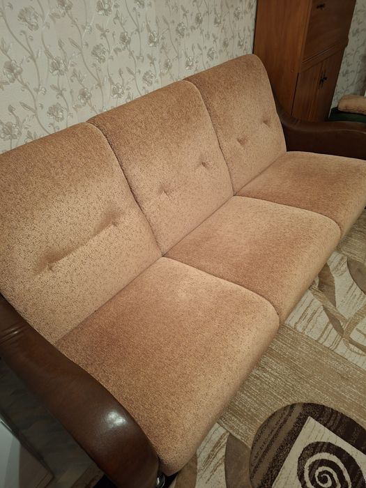 Тройка - диван и 2 кресла