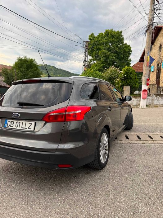 Vand Ford Focus.