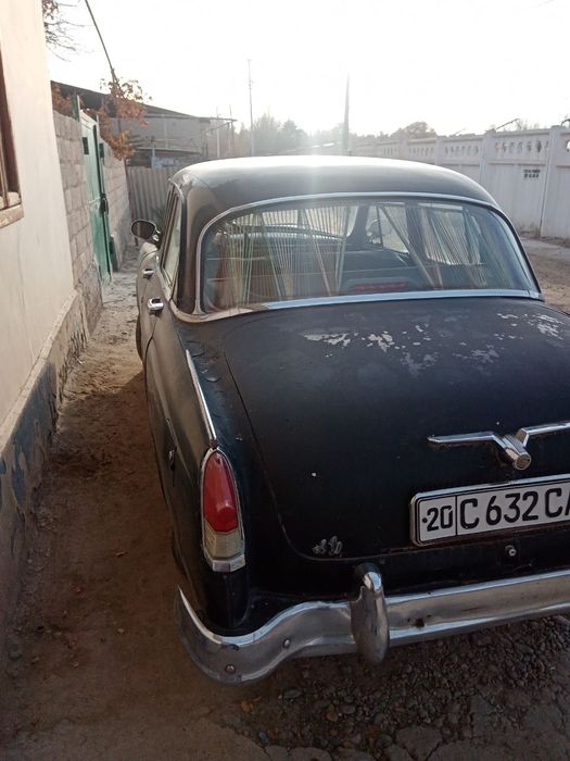 Волга ГАЗ 21, черная