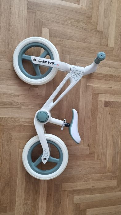 Vând bicicleta nouă