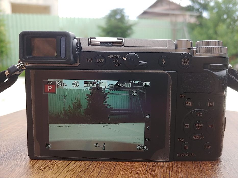 Panasonic Lumix DC-GX9 camera foto shutter count 3750 producție decembrie 2022 cumpărată la finele lui 2023