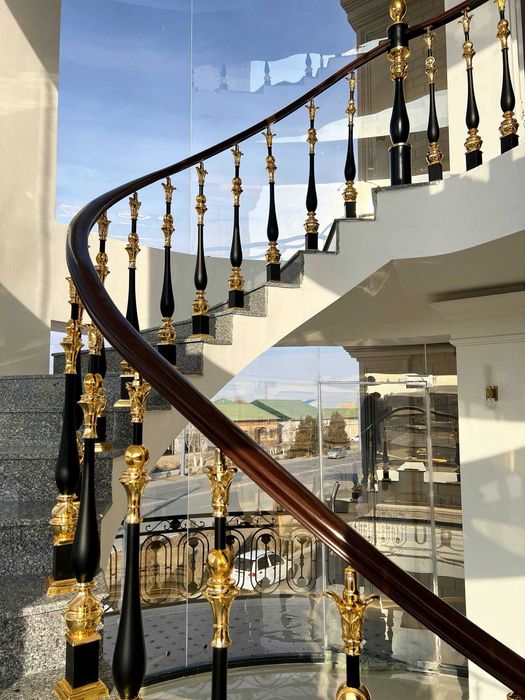 Премиальные перила, барьеры и защитные ограждения