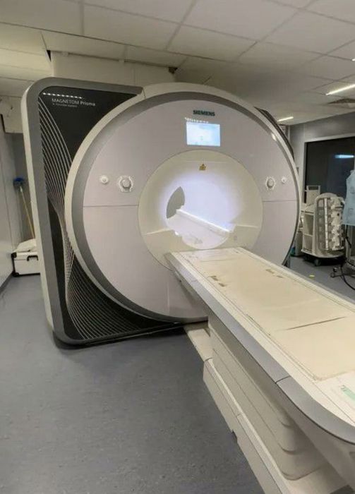 МРТ-томограф нового поколения Magnetom Prisma SIEMENS 3 Тесла