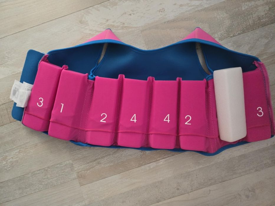 Детска жилетка за плуване