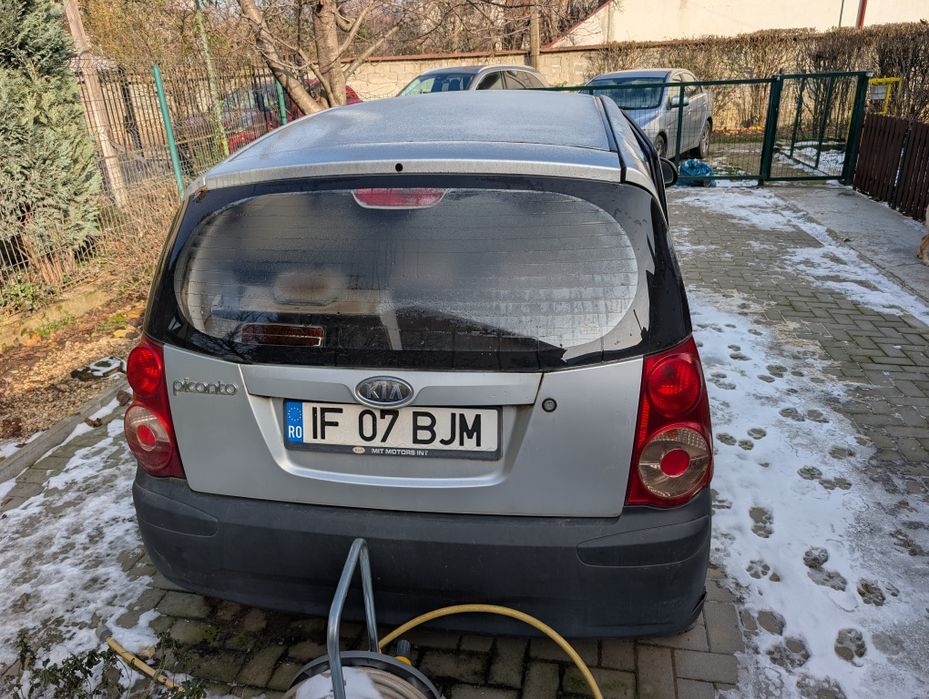 Vând KIA Picanto avariată