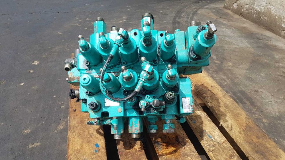 Distribuitor hidraulic Kawasaki  KMX15YB excavator Kobelco SK210