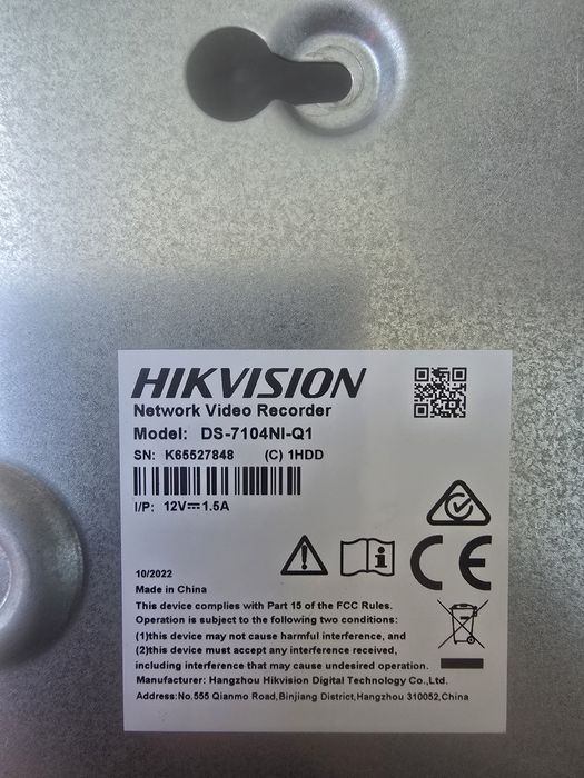 Видеорегистратор  Hikvision ds-7104NI-Q1 1