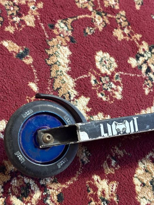 Самокат трюковой