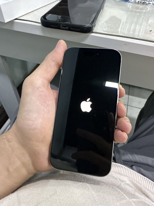 iPhone 15 Pro свой