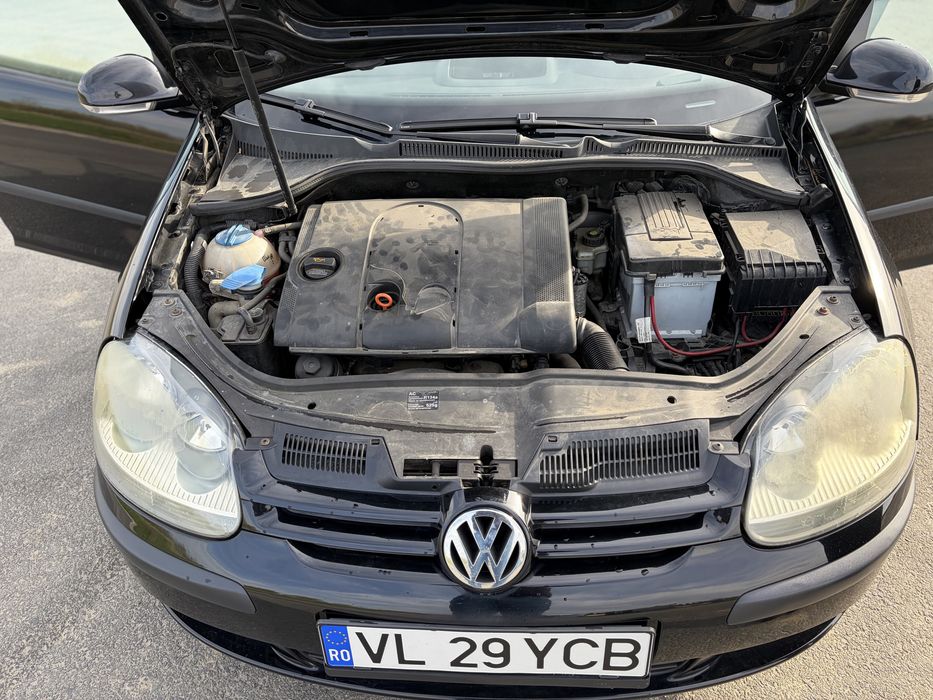 Volkswagen GOLF 5 1.6 FSI [negociabil]