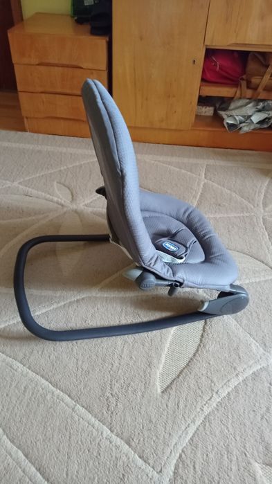 Leagan bebelusi , scaun