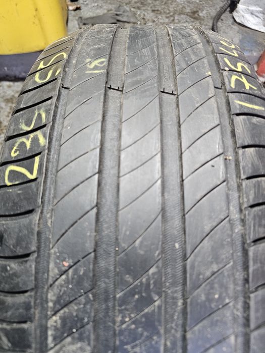 1x 235 55 17 vara michelin