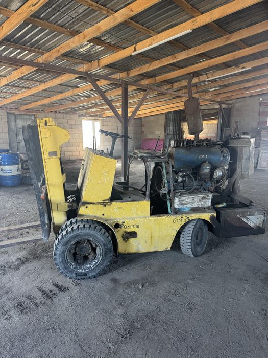 Вилочный погрузчик 2х тонник дизель