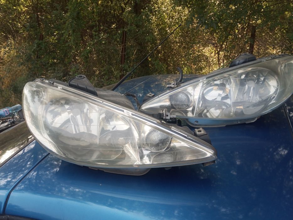 Фарове за пежо 206 цц peugeot 206 cc