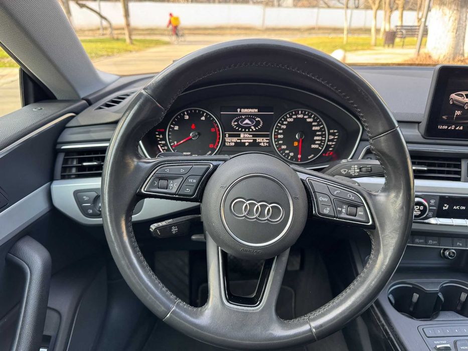 Audi A5 an 2018 luna 06