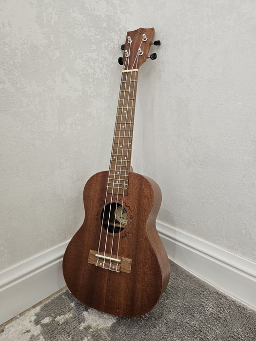 Концертная укулеле Flight NUC-310