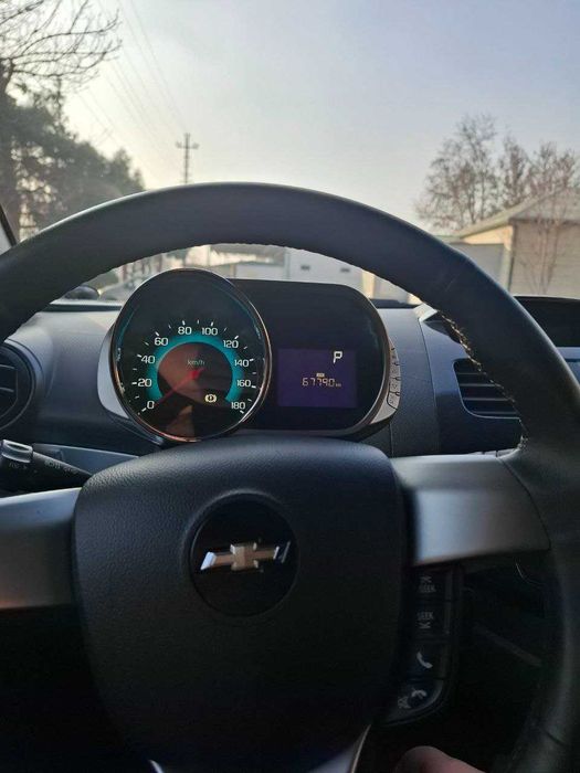 Spark 2022 Sotilati  avtomat 4 pozitsiya Xolati ALo!