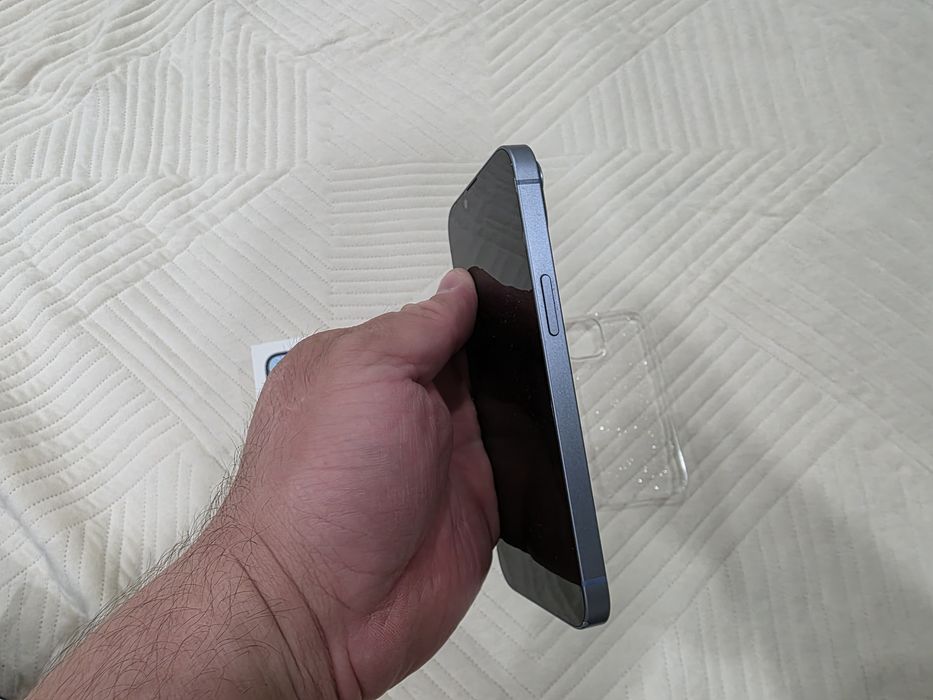 Продам Apple iPhone 14