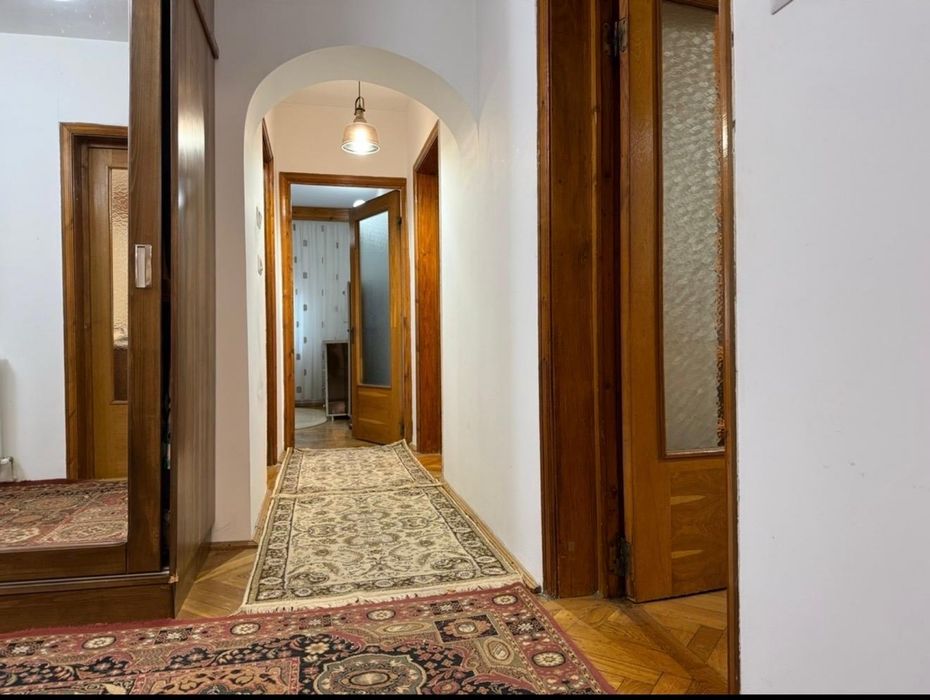 Inchiriez apartament 3 camere decomandate in Bistrita Lac