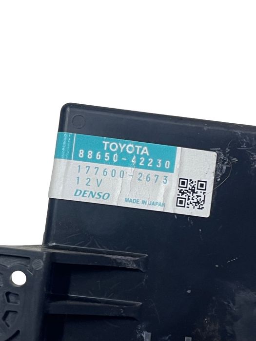 Modul/Unitate De Control Aer Conditionat Toyota Rav 4 Iii _A3_ 2005 -