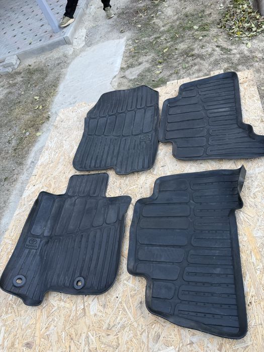 Полики оригинальные  от прадо150