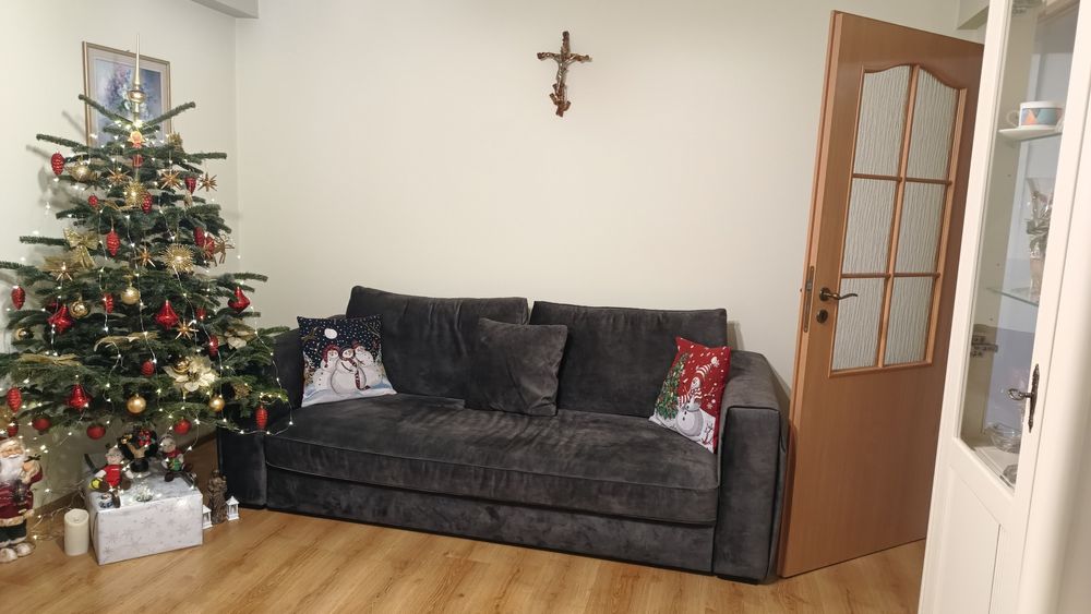 Vand apartament 2 camere Medias