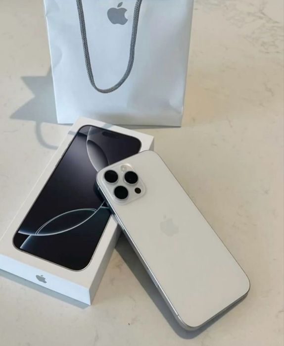 iPhone 16 Pro Max 2 ТБ white platinum