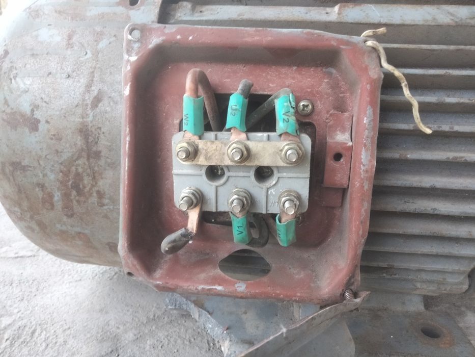 Продам электродвигатель