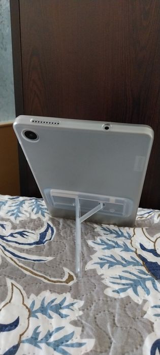 Таблет Леново M8HD 32bg/2ram  8 ядрен