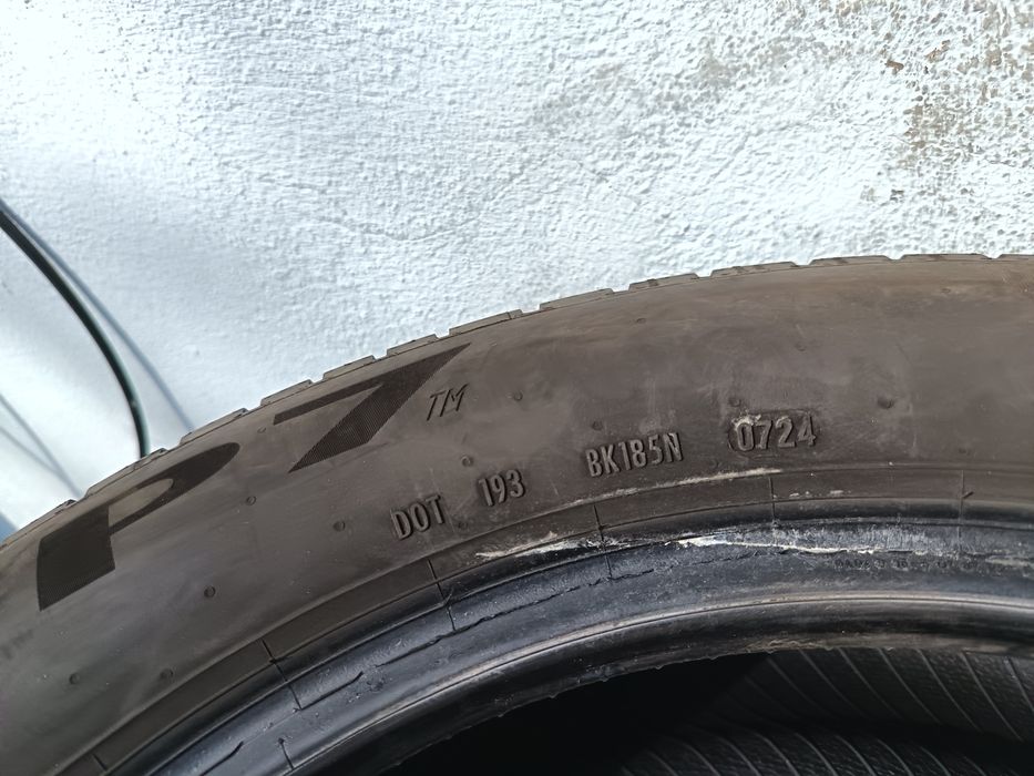 Anvelope vara 205 55 16 pirelli 5mm 2022 și 2024