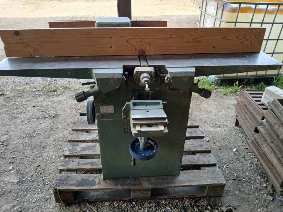 Петоперационна дърводелска машина