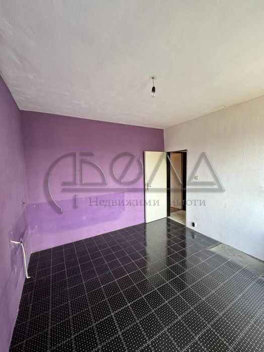 Продава се Тристаен апартамент в София, Левски Г - 100 кв.м за 1610 €/кв.м - Снимка #1