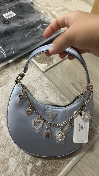 Сумка от GUESS оригинал