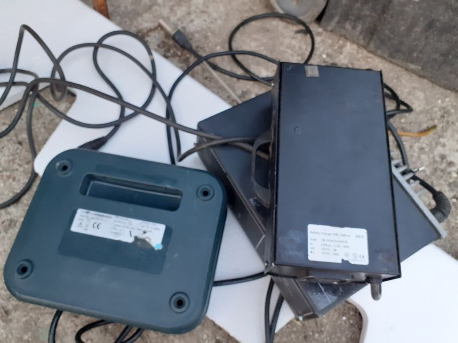 Incarcator 24 v carucior persoane dizabilitati.