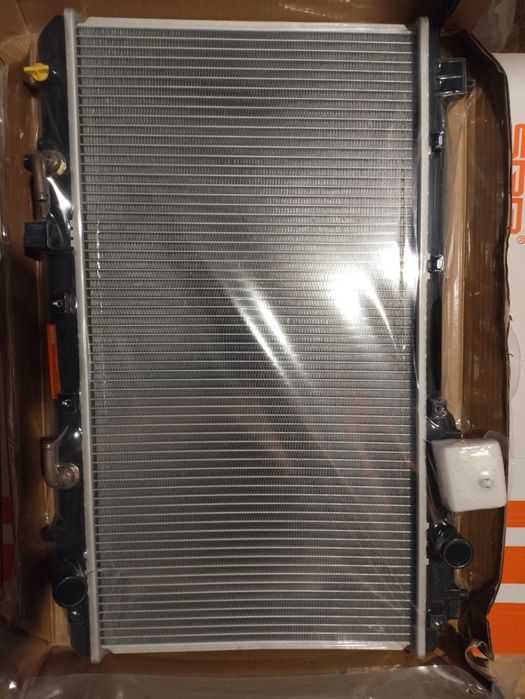 Радиатор охлаждения хонда CR V