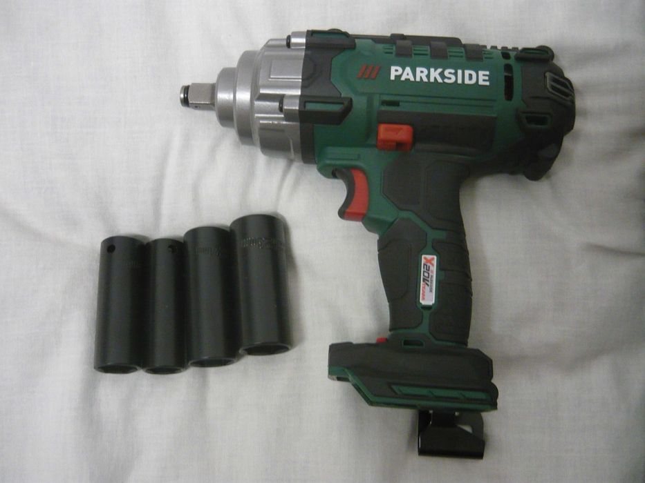 Pistol înșurubat prezoane impact 400 Nm Parkside NOU pe acumulator 20V