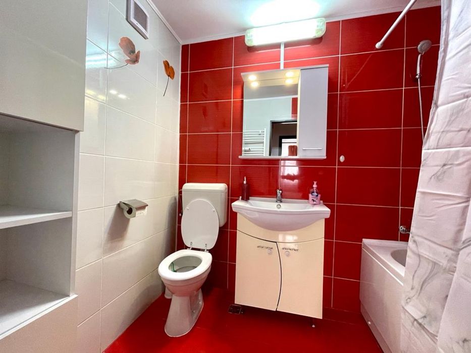Vand apartament 2 camere blvd. Basarabia