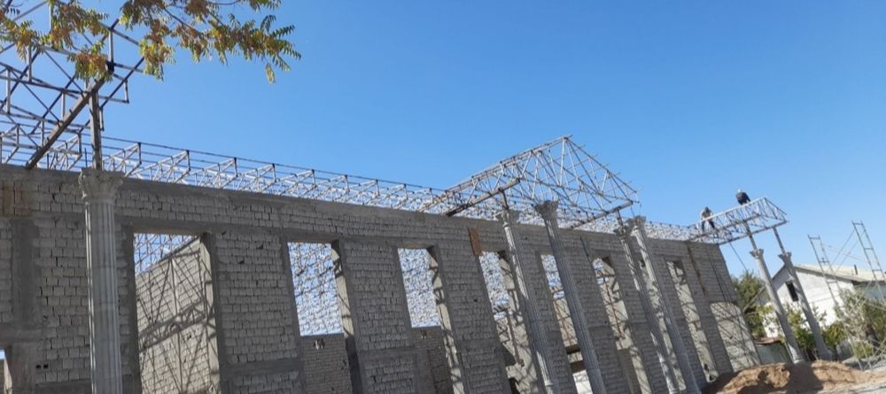 Том йопиш хизматлари катта хажимдаги томларни сифвтлик килиб йопиш