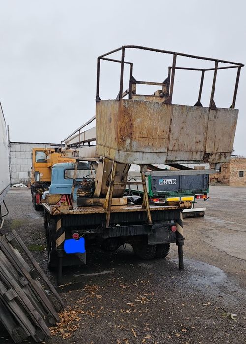 Продам Зил автовышку