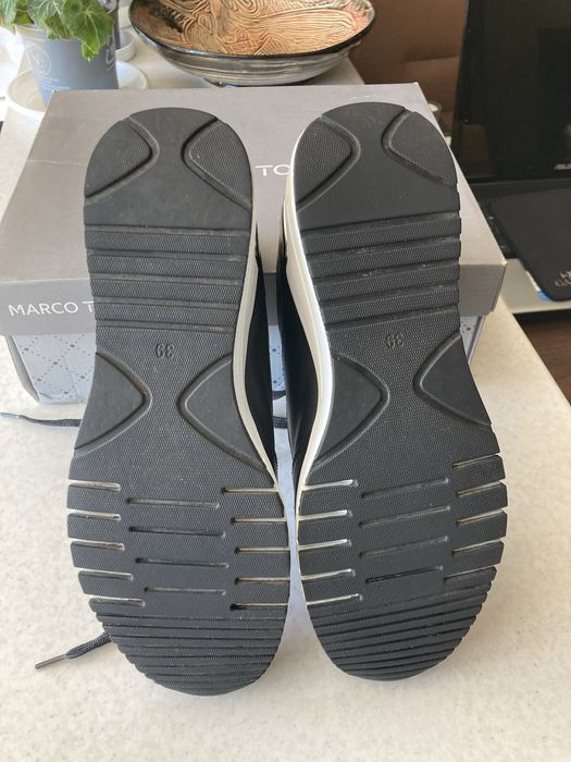 Дамски маратонки/ сникърси 41, 39 момер