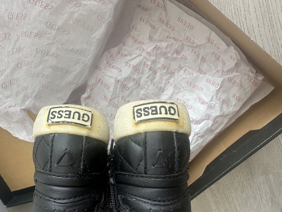 Детски обувки guess