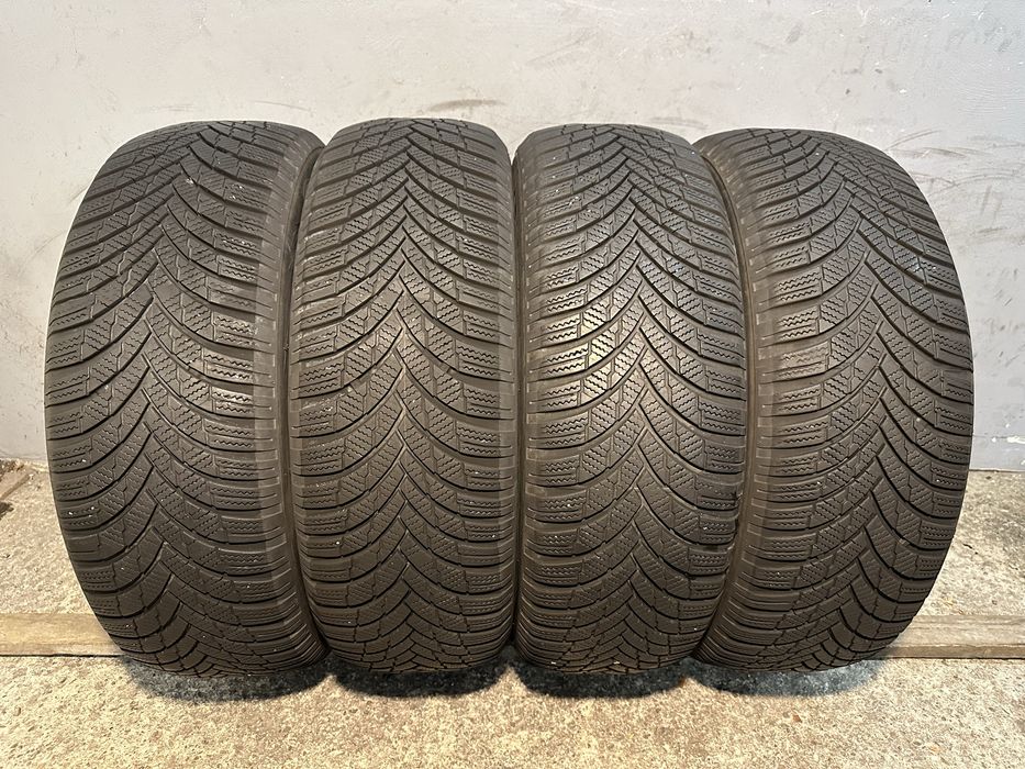 Гуми 215/60/17 FIRESTONE Winterhawk