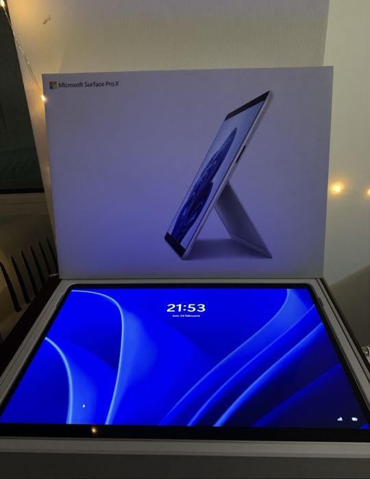 Microsoft Surface Pro X – Model 1876, varianta premium