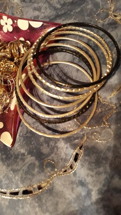 Лот-Гривни 12 броя