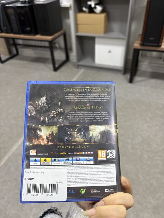 Диск Dark Souls 3 на PS4-в отличном состоянии
