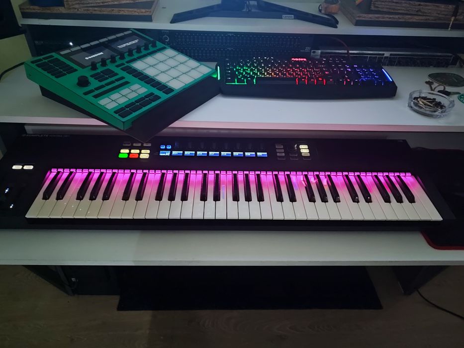 Клавиатура MIDI Native Instruments Komplete Kontrol S61