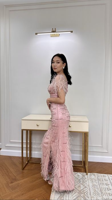 Шикарное вечернее платье от турецкого бренда ,